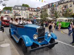 BERLIET Bus de 1933 en location pour mariage dans le Doubs