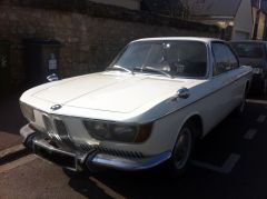 Louer une BMW 2000 CS de de 1967 (Photo 1)