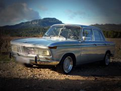 Louer une BMW 2000 TI Lux de de 1967 (Photo 1)