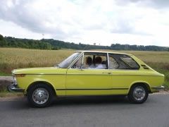 Louer une BMW 2000 Touring de 1973 (Photo 0)