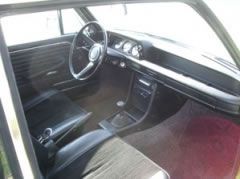 Louer une BMW 2000 Touring de de 1973 (Photo 3)