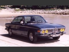 Louer une BMW 2800 CS 170CV de de 1969 (Photo 2)