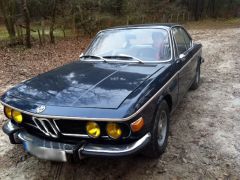 Louer une BMW 3.0 CS de de 1971 (Photo 1)