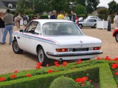 Louer une BMW 3.0 CSI de de 1974 (Photo 3)