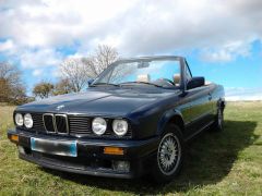 Louer une BMW 318 IE 30 de 1992 (Photo 2)