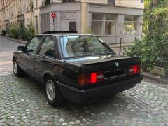 Louer une BMW 318 IS de de 1990 (Photo 3)