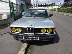 Louer une BMW 318 de de 1981 (Photo 2)