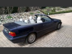 BMW 320i (Photo 3)