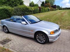 Louer une BMW 323 CIA de de 2000 (Photo 2)