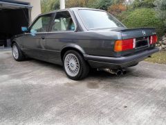 BMW 323i E30 (Photo 4)