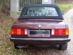Louer une BMW 325i cabriolet de de 1988 (Photo 3)