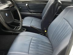 Louer une BMW 520-4 de de 1977 (Photo 5)