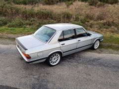 BMW 520 (Photo 2)