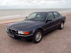 Louer une BMW 730i de 1995 (Photo 2)
