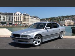 Louer une BMW 740 i 286 CV de de 1999 (Photo 1)