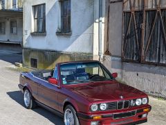 BMW E30 320i (Photo 1)