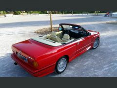 Louer une BMW M3 de de 1988 (Photo 4)