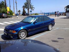 Louer une BMW M3 de de 1994 (Photo 1)