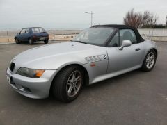 Louer une BMW Z3 de de 1996 (Photo 1)