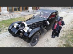 Louer une BUGATTI 57 Coach Ventoux de de 1936 (Photo 1)