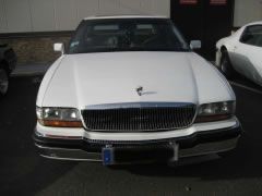 Louer une BUICK Park-Avenue de de 1990 (Photo 2)