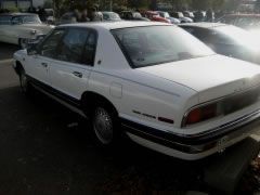 Louer une BUICK Park-Avenue de de 1990 (Photo 3)