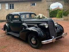 Louer une BUICK Roadmaster  de de 1937 (Photo 1)