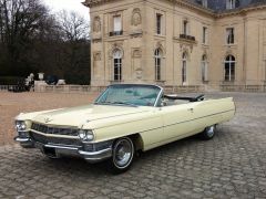 Louer une CADILLAC Cabriolet de Ville de de 1964 (Photo 3)