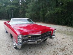 Louer une CADILLAC Cabriolet de Ville de de 1967 (Photo 2)