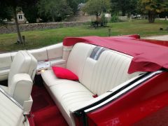 Louer une CADILLAC Cabriolet de Ville de de 1967 (Photo 5)