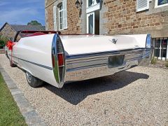 Louer une CADILLAC Cabriolet de Ville de de 1968 (Photo 4)