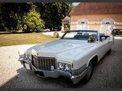 Louer une CADILLAC Cabriolet de Ville de 1970 (Photo 1)