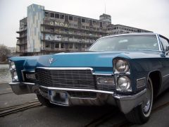 Louer une CADILLAC Coupé Calais de de 1968 (Photo 3)