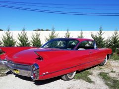 Louer une CADILLAC Coupé Deville  de de 1960 (Photo 2)