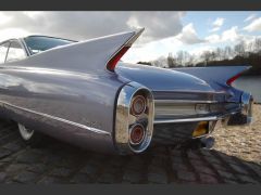 Louer une CADILLAC Coupé Deville de de 1960 (Photo 3)