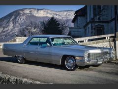 Louer une CADILLAC Deville 375CV de de 1965 (Photo 2)