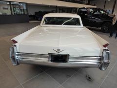 Louer une CADILLAC Deville de de 1964 (Photo 3)