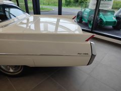 Louer une CADILLAC Deville de de 1964 (Photo 4)