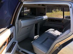 Louer une CADILLAC Deville de de 1991 (Photo 3)