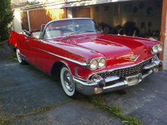 Louer une CADILLAC Eldorado Biarritz de de 1958 (Photo 1)