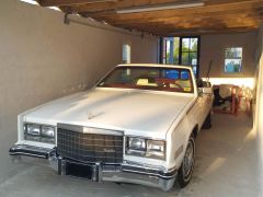 Louer une CADILLAC Eldorado Cabriolet de de 1984 (Photo 2)