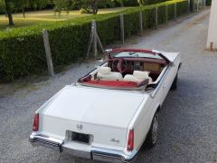 Louer une CADILLAC Eldorado Cabriolet de de 1984 (Photo 4)