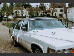 Louer une CADILLAC Fleetwood Brougham de de 1978 (Photo 2)