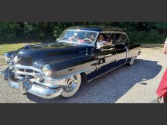 CADILLAC Fleetwood (Photo 1)