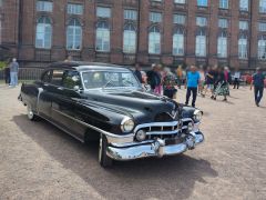 Louer une CADILLAC Fleetwood de de 1950 (Photo 3)