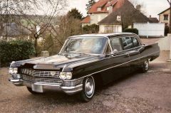 Louer une CADILLAC Fleetwood de de 1964 (Photo 2)