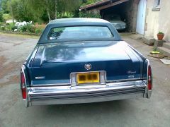 Louer une CADILLAC Fleetwood de de 1978 (Photo 3)