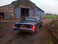 Louer une CADILLAC Fleetwood de de 1978 (Photo 4)