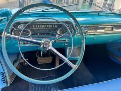 Louer une CADILLAC Sedan DeVille de de 1957 (Photo 4)