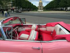 Louer une CADILLAC Série 62 Rose de de 1958 (Photo 5)